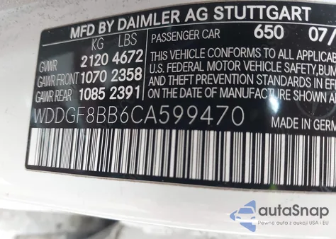 2012 Mercedes-Benz C 300 Luxury 4Matic/Sport 4Matic z USA, uszkodzony, nr VIN WDDGF8BB6CA599470